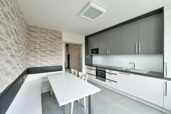 Donská, Vršovice - Prague 10 | Rent, Apartment, Two-bedroom (3+1), 109 m²