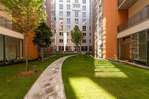 Bezručova, Staré Mesto - Bratislava I | Rent, Apartment, Two-bedroom (3+1), 92 m²