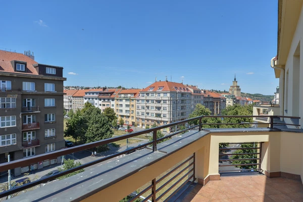 Jugoslávských partyzánů, Bubeneč - Prague 6 | Rent, Apartment, Three-bedroom (4+1), 141 m²