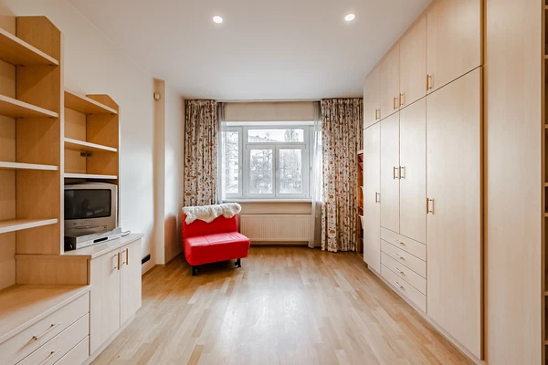 Verdunská, Bubeneč - Prague 6 | Sale, Apartment, Four-bedroom (5+1), 221 m²