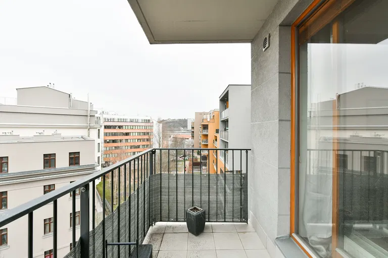 Varhulíkové, Holešovice - Praha 7 | Pronájem, Byt, 2+kk, 70 m²