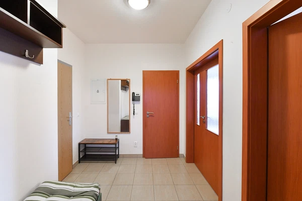 Varhulíkové, Holešovice - Prague 7 | Rent, Apartment, One-bedroom (2+kk), 61 m²