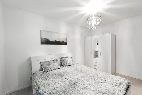 Zvěřinova, Strašnice - Praha 3 | Pronájem, Byt, 4+kk, 114 m²