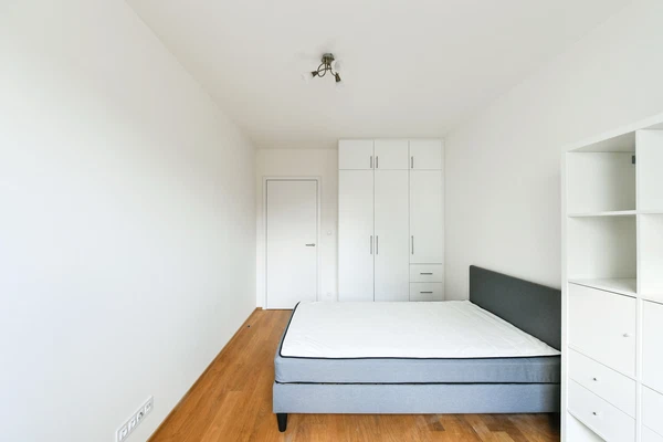 Pod Dvorem, Veleslavín - Prague 6 | Rent, Apartment, Three-bedroom (4+kk), 106 m²