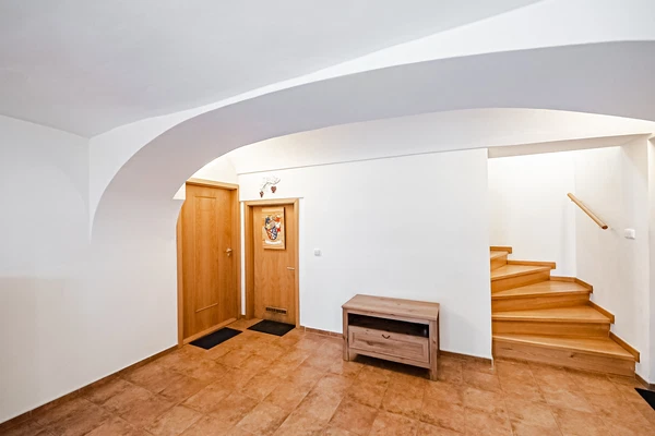 Kukulova, Břevnov - Prague 6 | Rent, Apartment, Three-bedroom (4+kk), 115 m²