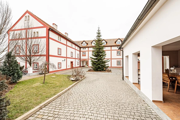 Kukulova, Břevnov - Prague 6 | Rent, Apartment, Three-bedroom (4+kk), 115 m²