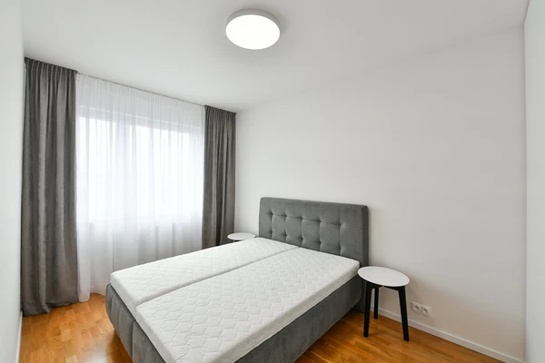 Waltariho, Hloubětín - Praha 9 | Pronájem, Byt, 2+kk, 52 m²