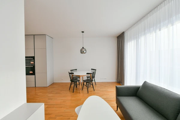 Waltariho, Hloubětín - Praha 9 | Pronájem, Byt, 2+kk, 52 m²