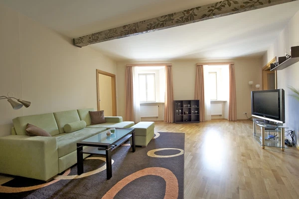 U Lužického semináře, Malá Strana - Prague 1 | Rent, Apartment, One-bedroom (2+1), 85 m²