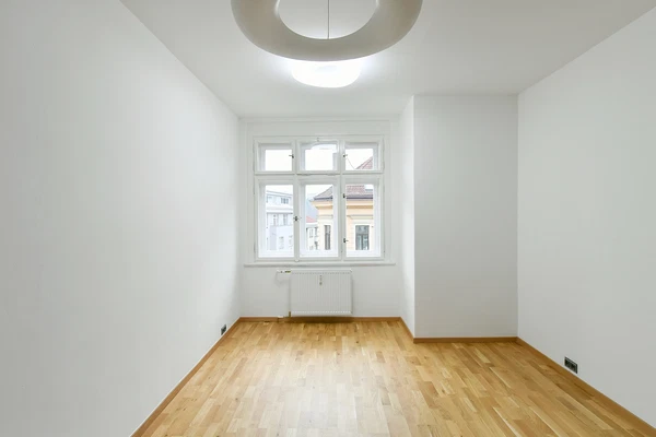 Holečkova, Smíchov - Prague 5 | Rent, Apartment, Two-bedroom (3+kk), 65 m²