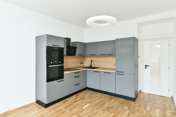 Holečkova, Smíchov - Prague 5 | Rent, Apartment, Two-bedroom (3+kk), 65 m²