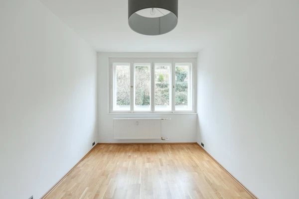 Holečkova, Smíchov - Prague 5 | Rent, Apartment, Two-bedroom (3+kk), 65 m²