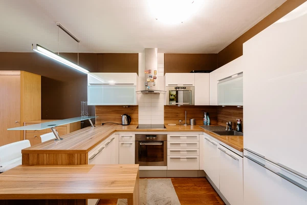 Bajkalská, Nové Mesto - Bratislava III | Rent, Apartment, One-bedroom (2+1), 57 m²