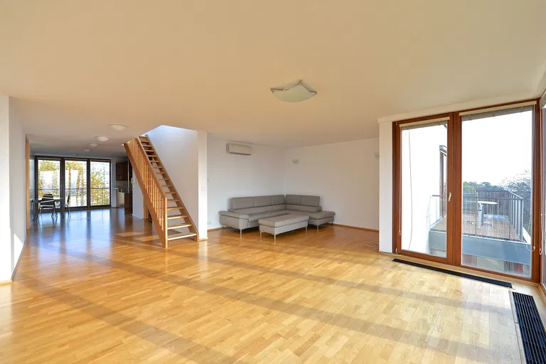 Šermířská, Břevnov - Prague 6 | Rent, Apartment, Three-bedroom (4+1), 232 m²