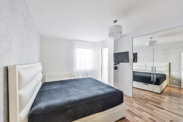 Zvěřinova, Strašnice - Praha 3 | Pronájem, Byt, 4+kk, 109 m²