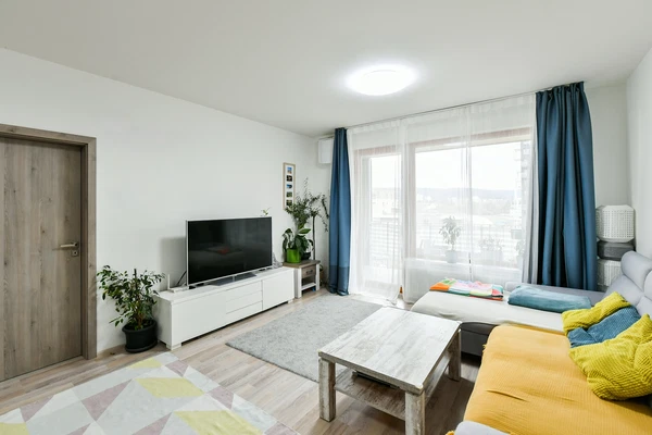 K Vystrkovu, Modřany - Prague 4 | Sale, Apartment, One-bedroom (2+kk), 70 m²