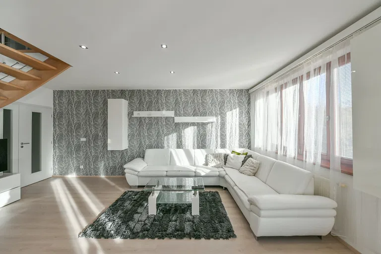 K Náhonu, Hloubětín - Praha 9 | Pronájem, Byt, 3+kk, 110 m²