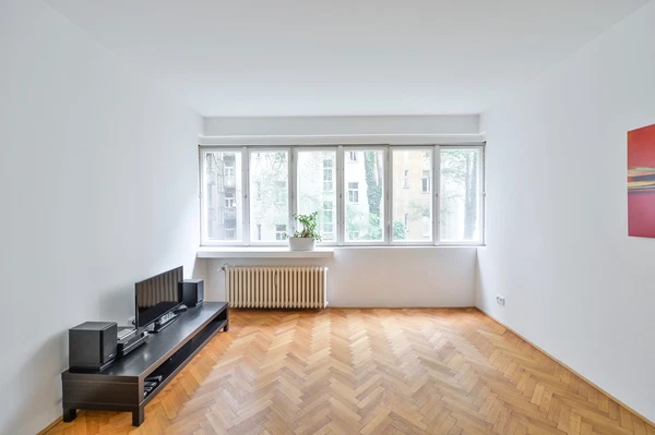 Vinařská, Holešovice - Prague 7 | Rent, Apartment, One-bedroom (2+kk), 45 m²