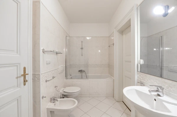 Kamenická, Holešovice - Prague 7 | Rent, Apartment, One-bedroom (2+kk), 75 m²