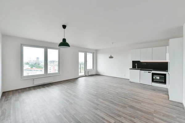 Zvěřinova, Strašnice - Praha 3 | Pronájem, Byt, 2+kk, 101 m²