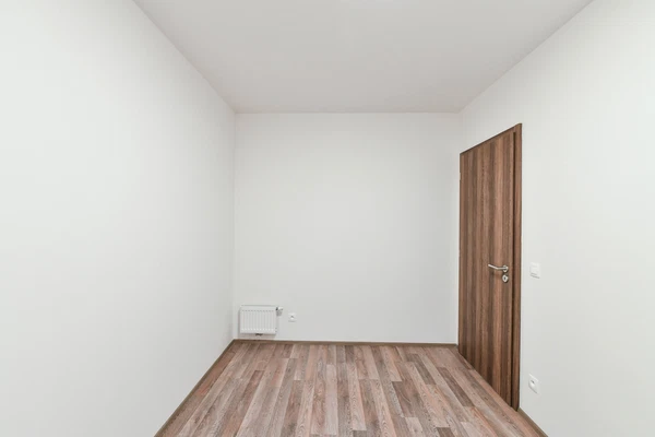 Zvěřinova, Strašnice - Praha 3 | Pronájem, Byt, 2+kk, 101 m²