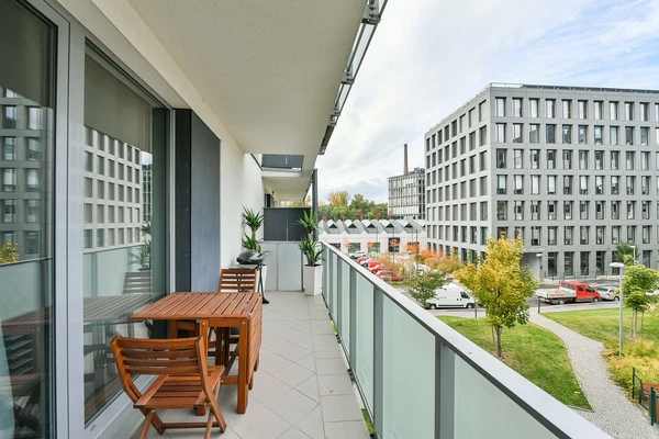 Vojenova, Libeň - Prague 8 | Rent, Apartment, Two-bedroom (3+kk), 75 m²