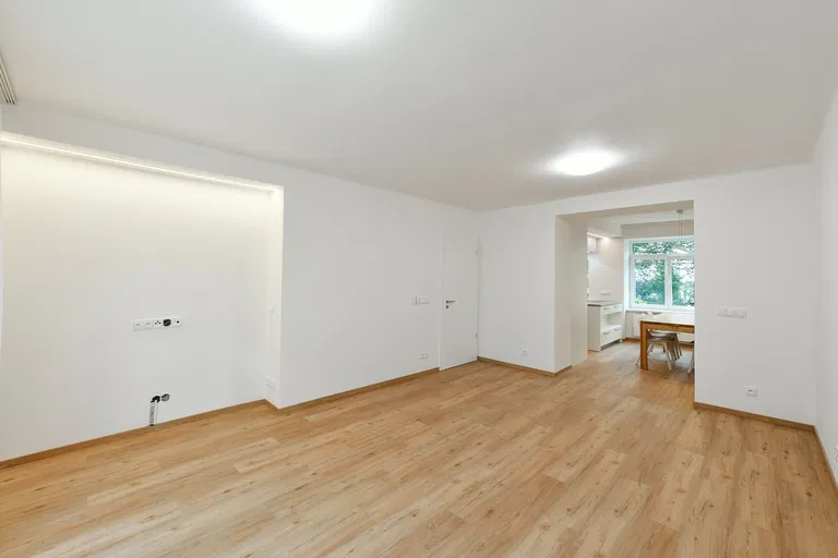 Karpatská, Vršovice - Prague 10 | Rent, Apartment, Two-bedroom (3+kk), 98 m²