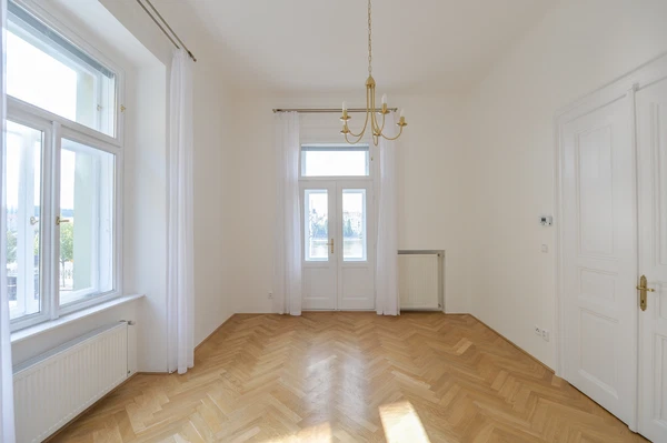 Trojanova, Nové Město - Prague 2 | Rent, Apartment, Two-bedroom (3+kk), 110 m²