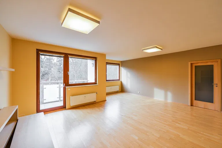 Lumírova, Nusle - Praha 2 | Pronájem, Byt, 5+kk, 138 m²