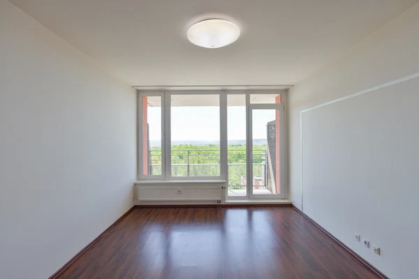 Hnězdenská, Troja - Prague 8 | Rent, Apartment, Two-bedroom (3+kk), 78 m²