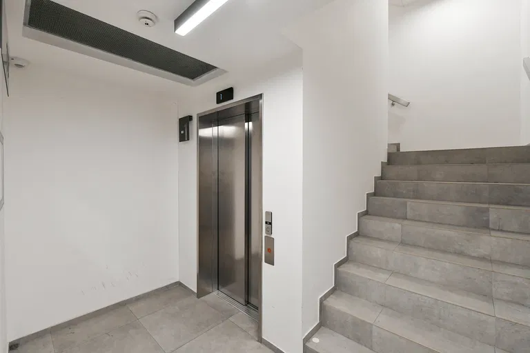 Tůmova, Košíře - Prague 5 | Rent, Apartment, Two-bedroom (3+kk), 98 m²