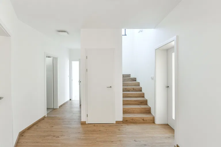 Jasmínová, Průhonice - Praha-západ | Rent, House, Four-bedroom (5+1), 236 m²