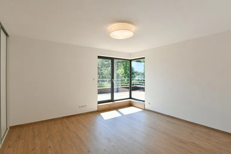 Jasmínová, Průhonice - Praha-západ | Rent, House, Four-bedroom (5+1), 236 m²