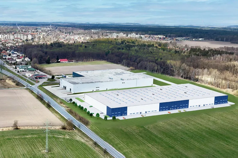 Voklík, Týniště nad Orlicí - Rychnov nad Kněžnou | Rent, Industrial park, 8 000 m²