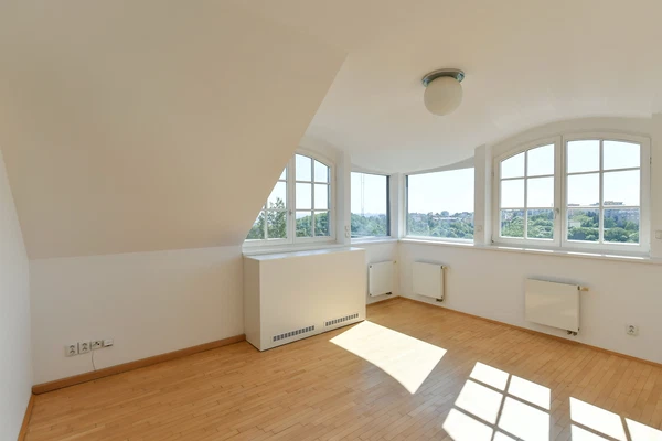 Na Šmukýřce, Košíře - Prague 5 | Rent, Apartment, Four-bedroom (5+1), 202 m²