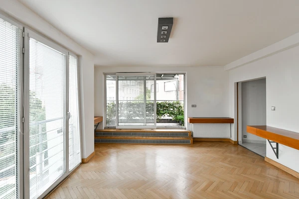 Kozácká, Vinohrady - Prague 10 | Rent, Apartment, Three-bedroom (4+1), 134 m²