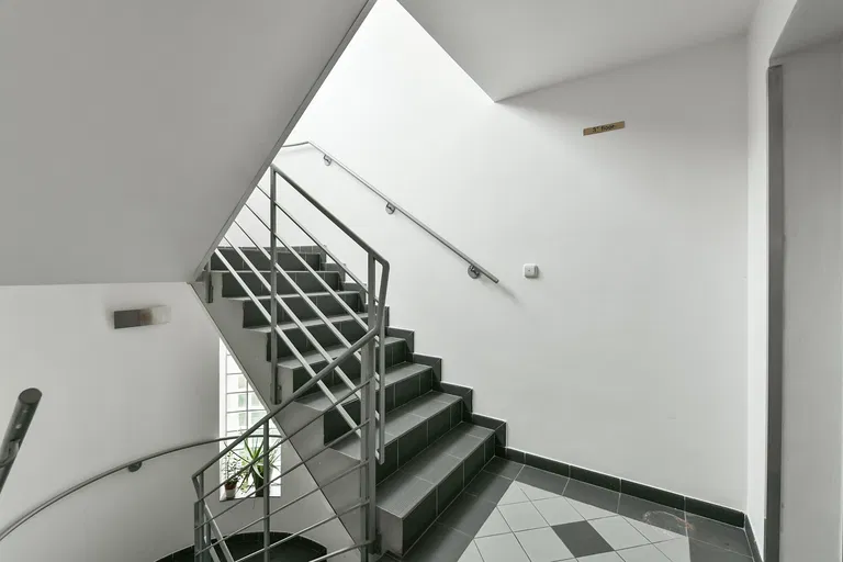 Kozácká, Vinohrady - Prague 10 | Rent, Apartment, Three-bedroom (4+1), 179 m²
