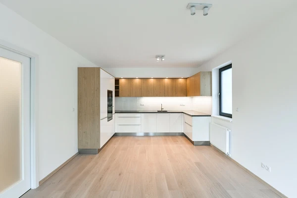 Mrštíkova, Strašnice - Praha 10 | Pronájem, Byt, 4+kk, 97 m²