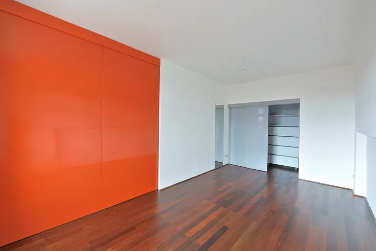 Nad Královskou oborou, Bubeneč - Prague 7 | Rent, Apartment, Four-bedroom (5+1), 192 m²