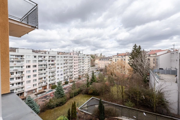 Pod Školou, Košíře - Prague 5 | Sale, Apartment, Two-bedroom (3+kk), 94 m²