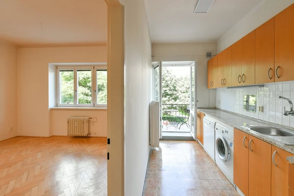 Náměstí 14. října, Smíchov - Prague 5 | Sale, Apartment, One-bedroom (2+1), 72 m²