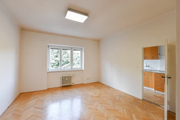 Náměstí 14. října, Smíchov - Prague 5 | Sale, Apartment, One-bedroom (2+1), 72 m²