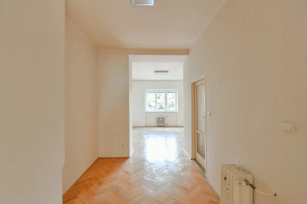 Náměstí 14. října, Smíchov - Prague 5 | Sale, Apartment, One-bedroom (2+1), 72 m²