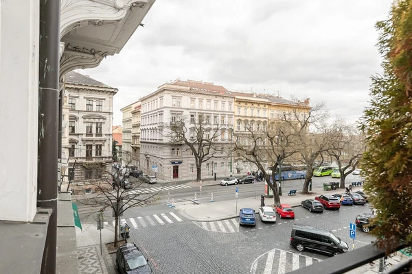 Zborovská, Malá Strana - Prague 5 | Rent, Apartment, Five-bedroom (6+1), 230 m²