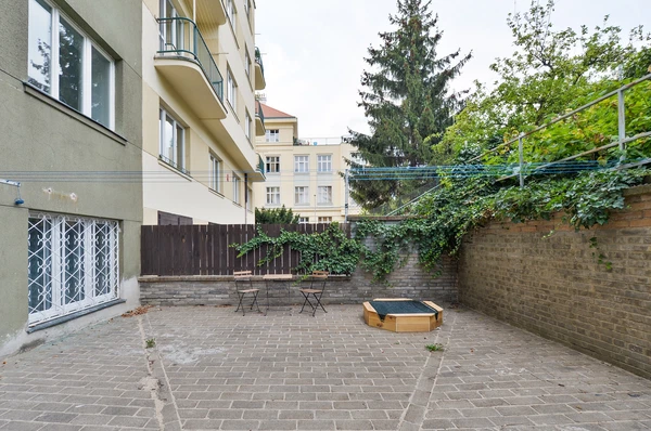 Terronská, Bubeneč - Prague 6 | Sale, Apartment, One-bedroom (2+kk), 59 m²