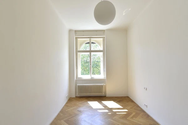 Na Valech, Hradčany - Prague 6 | Rent, Apartment, Two-bedroom (3+kk), 146 m²