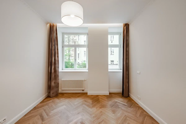 U Rajské zahrady, Žižkov - Prague 3 | Rent, Apartment, Two-bedroom (3+kk), 100 m²