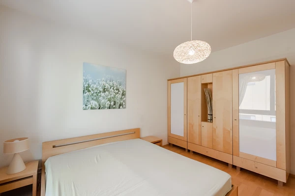 Čistovická, Řepy - Prague 6 | Rent, Apartment, Two-bedroom (3+kk), 69 m²