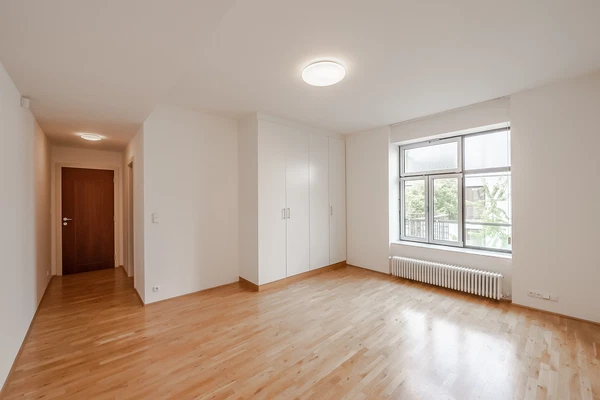 Rooseveltova, Bubeneč - Prague 6 | Rent, Apartment, Six-bedroom (7+1), 362 m²