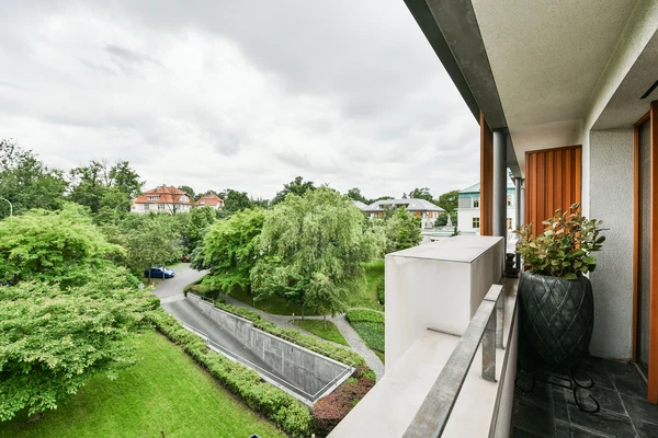 Pod Kaštany, Bubeneč - Prague 6 | Rent, Apartment, One-bedroom (2+kk), 72 m²